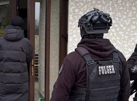В Кишинёве и Яловенах проходят обыски по делу о краже коммерческой тайны