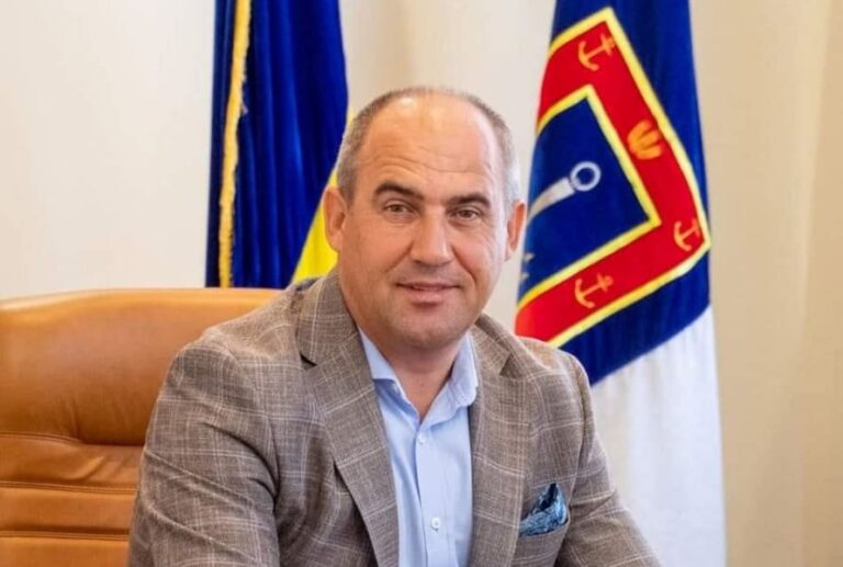 Зеленский наградил орденом «За заслуги» председателя Ассоциации гагаузских обществ Украины Юрия Димчогло