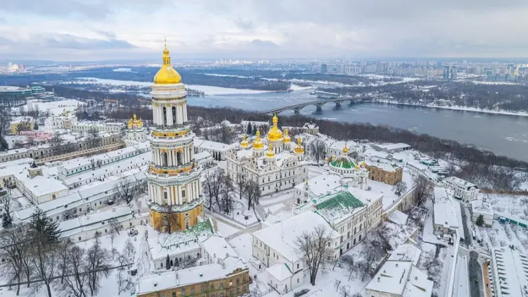 Российская атака повредила объекты Киево-Печерской лавры — впервые со времен Второй мировой войны