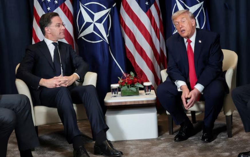 Президент США Дональд Трамп заявил, что пока не будет вводить дополнительные пошлины против европейских стран, выступавших против его планов в отношении Гренландии