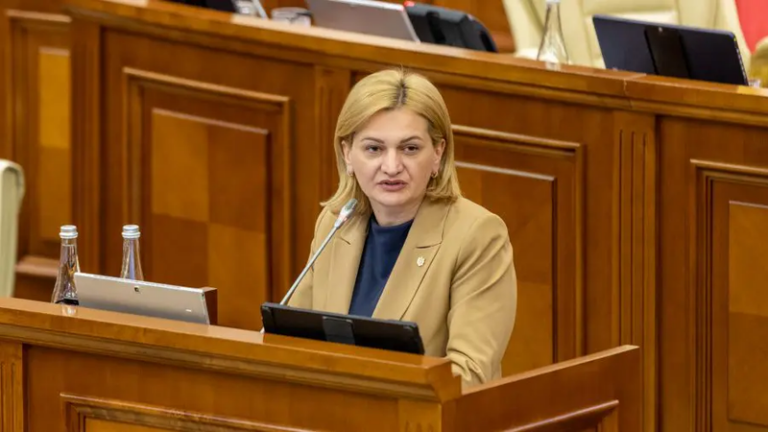 Скандал вокруг Шепеля: социалисты требовали пересмотра помилования, парламент отказал