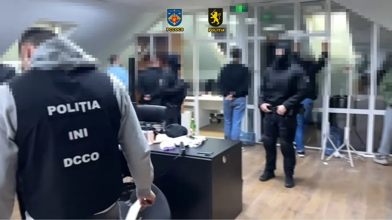 в Кишинёве ликвидировали «колл-центр» мошенников