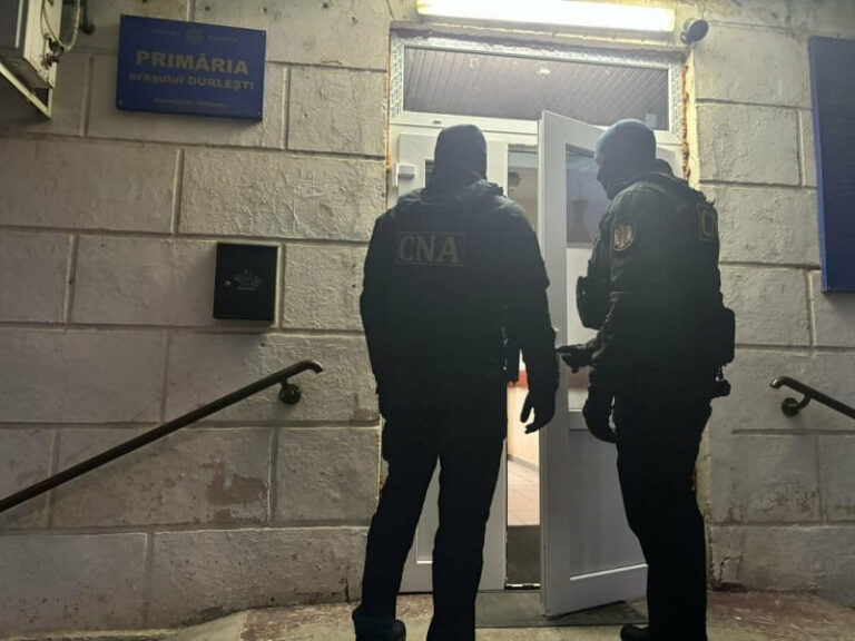 В мэрии Дурлешт проходят обыски по делу о хищении государственных земель