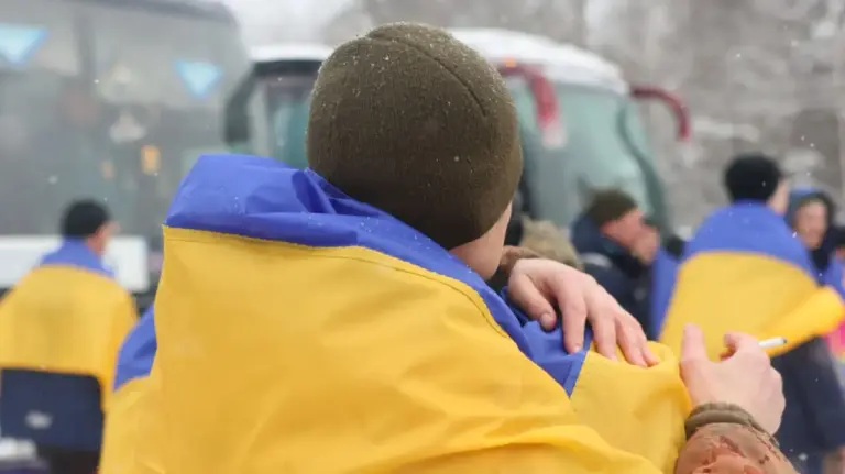 В Украину вернулись пленные