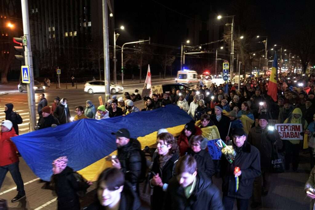 Протест против российского вторжения в Украину в Кишинёве