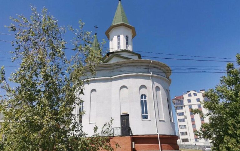 Церковь святого апостола Андрея в Дурлештах