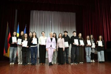 Ученица комратского лицея имени Дмитрия Карачобана Екатерина Кирьякова заняла первое место на Республиканской олимпиаде по немецкому языку.
