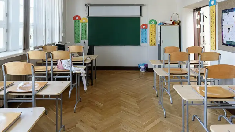 В школах Приднестровья ввели сокращенные уроки из-за ситуации в энергетике