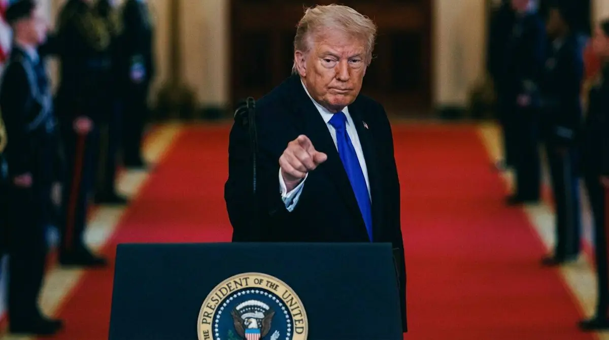 Трамп пообещал усилить удары по Ирану