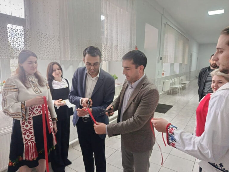 В лицее Чадыр-Лунги открыли современный кабинет болгарского языка