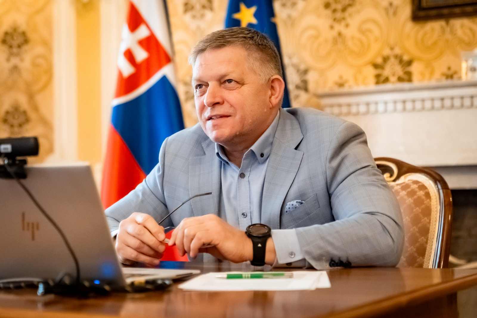 Латвия и Литва закроют небо для Фицо - самолет премьера Словакии не пропустят в Москву 9 мая