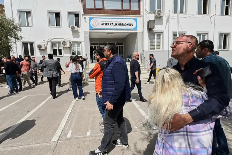 В Турции — второй случай стрельбы в школе за два дня, есть погибшие и раненые