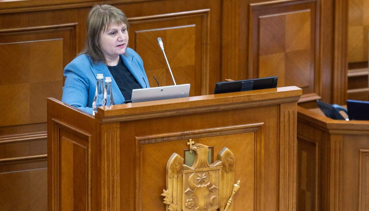 Парламент Молдовы принял закон об объединении сёл: меньше бюрократии, деньги раньше срока