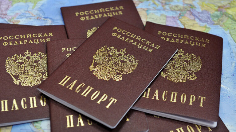 Россия в 12 раз повышает пошлину за оформление гражданства