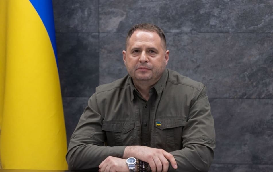 Бывшего главу офиса президента Украины Андрея Ермака подозревают в отмывании более 10 млн долларов