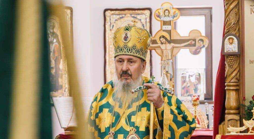 Глава Бессарабской митрополии Петру подал прошение об освобождении от должности архиепископа Кишинёвского и митрополита Бессарабского.