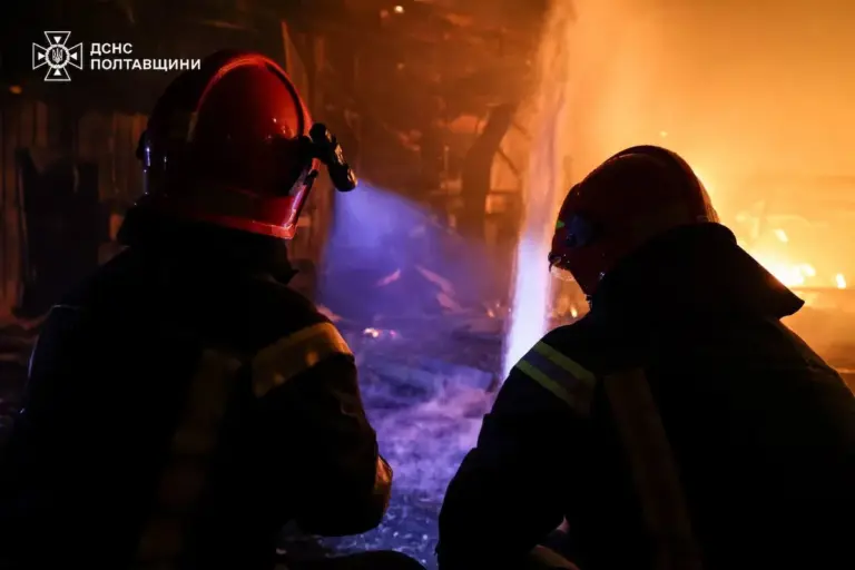 Россия дважды ударила по Полтавской области — второй раз, когда спасатели устраняли последствия первой атаки