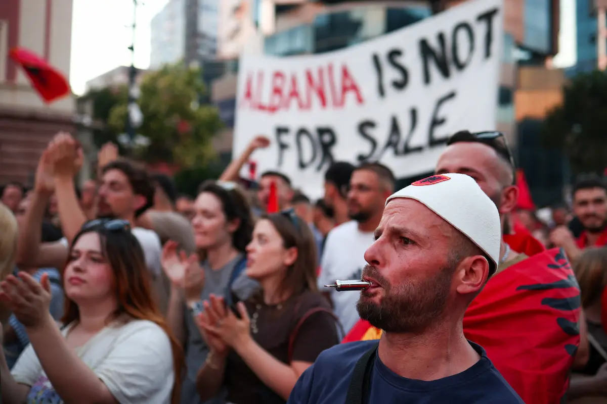 В Албании вспыхнули протесты из-за строительства зятем Трампа курорта в заповедной зоне