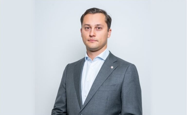 «Прислушивайтесь к гражданскому обществу»: глава Expert-Grup раскритиковал власти за игнорирование рекомендаций экспертов
