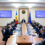 Первые отставки и назначения в правительстве Тофана: кто покинул и получил должности