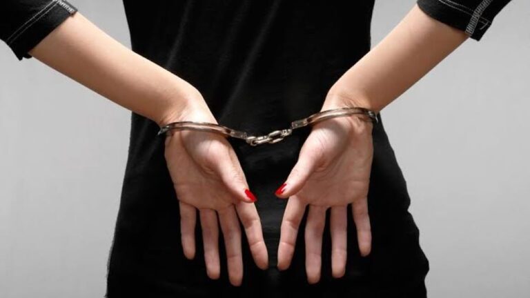 В Молдове 18-летняя девушка получила 3 года по делу о телефонном мошенничестве