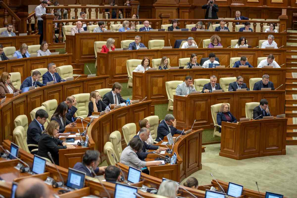 Парламент одобрил законопроект о выборах в Гагаузии в первом чтении