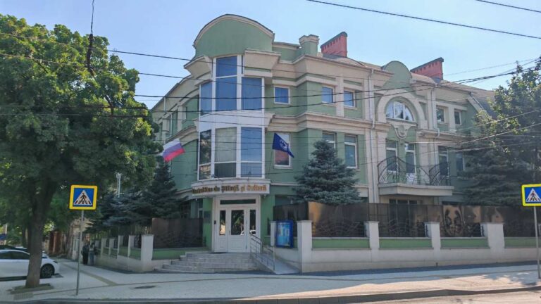 «Русский дом» в Кишиневе прекратил работу: центр Россотрудничества закрыли после денонсации соглашения