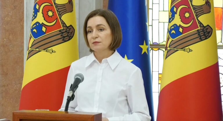 Майя Санду на пресс-конференции