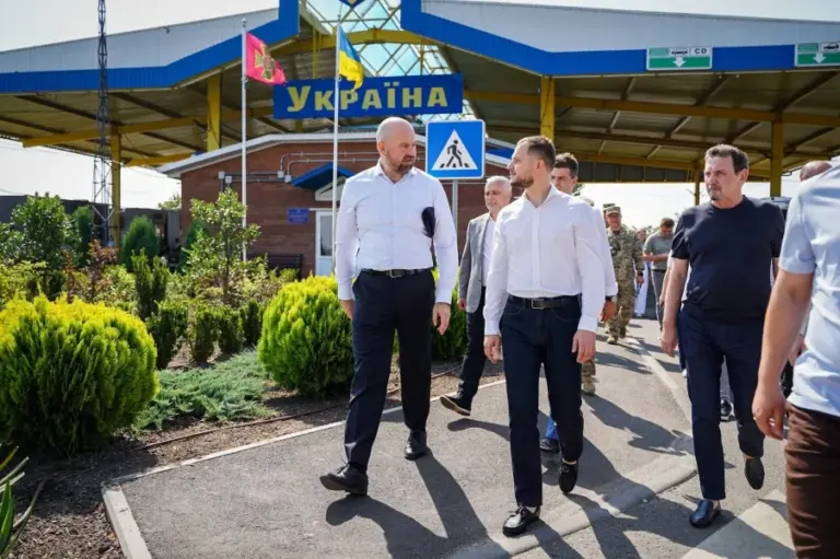 Молдова готова передать Украине 20 локомотивов и открыть новый пункт пропуска