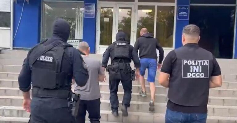 Отмывание денег в Кишинёве и Вулканештах