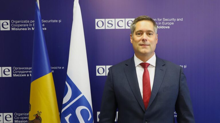 Глава Миссии ОБСЕ в Молдове Кристофер Смит