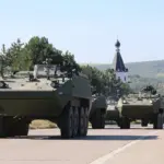 (ВИДЕО, ФОТО) Военная техника на дорогах и ночные репетиции: как Молдова готовится к параду 27 августа 