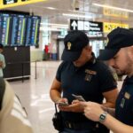 Испания ответила Италии погранконтролем в аэропортах и портах