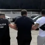 (ВИДЕО) В Каушанах задержали вербовщика курьеров для телефонных мошенников