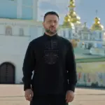 «Украина хочет мира, но не готова сдаться»: Зеленский обратился к украинцам в 35-ю годовщину независимости
