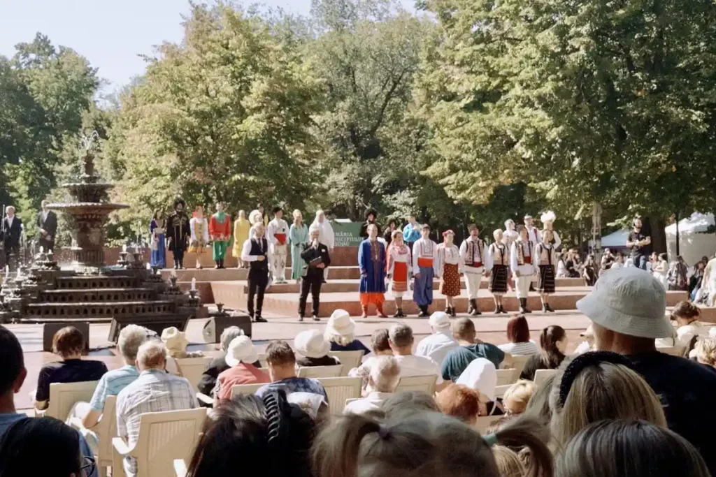 В центре Кишинева в воскресенье, 20 сентября, состоялся XXV Фестиваль этносов «Единство в многообразии».