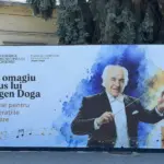 Мэрия Кишинёва «добавила» Еуджену Доге лишний палец на баннере