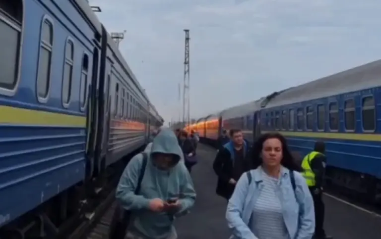 Дрон РФ ударил по поезду Киев — Варшава у границы Польши