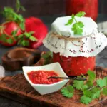 Домашняя аджика: простой рецепт с помидорами, перцем и кинзой