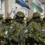 Эстония переводит войска к границе с Россией и готовится бить вглубь РФ в случае вторжения