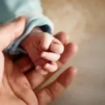 Отпуск для папы: два шага, чтобы получить пособие после рождения ребёнка