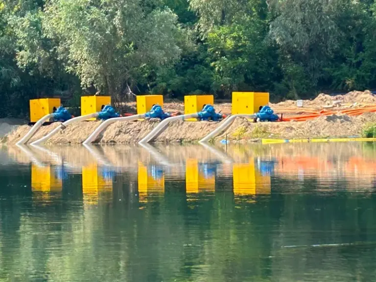 Правительство выделит Кишинёву ещё три мотопомпы для водозабора на Днестре
