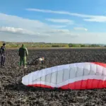 Гражданин Украины пересёк границу Молдовы на мотопараплане и попросил убежище