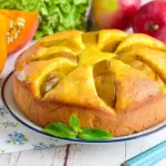 Пирог с тыквой и яблоками: простой осенний рецепт 