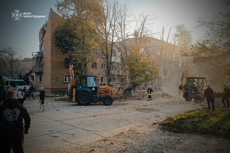 удар по жилому дому в прилуках